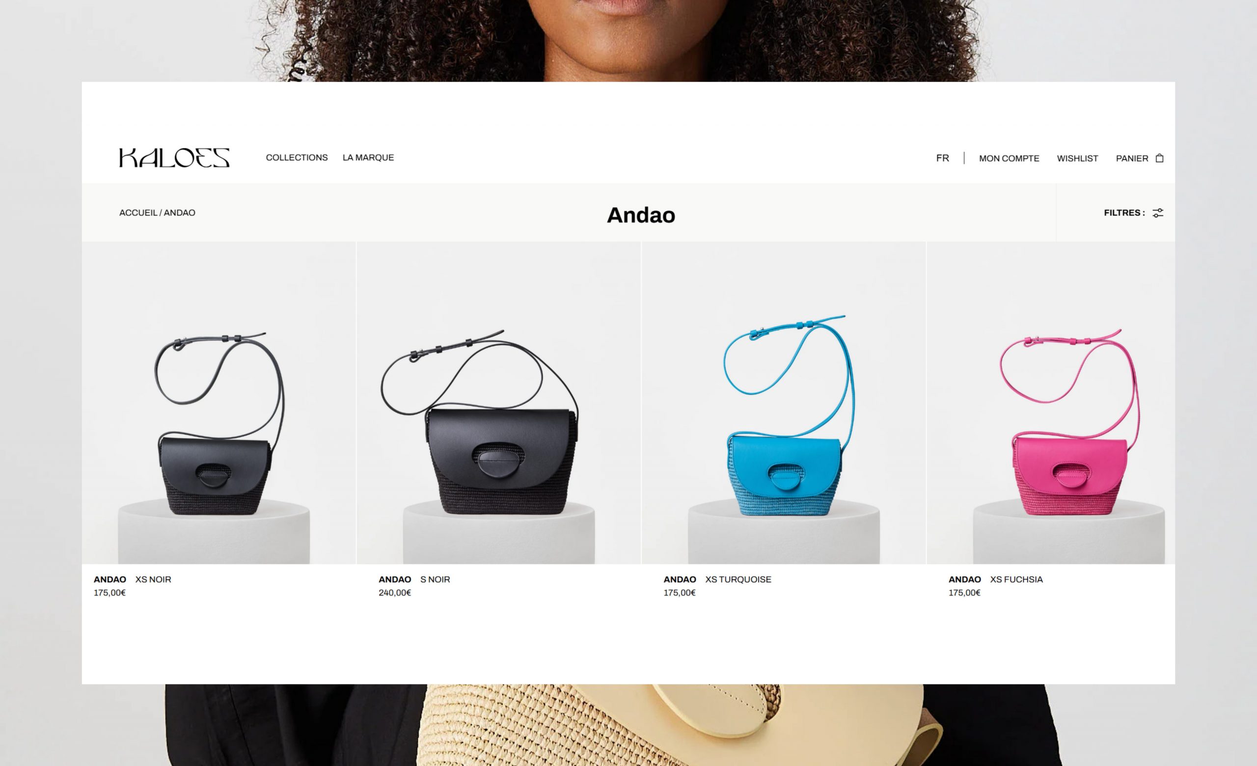 Présentation des différentes tailles des sacs Kaloes en raphia crocheté : extra small, small, medium et large, mettant en avant le savoir-faire artisanal et l’élégance du design.